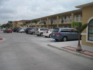 texas inn weslaco