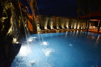 royal crown hotel and spa