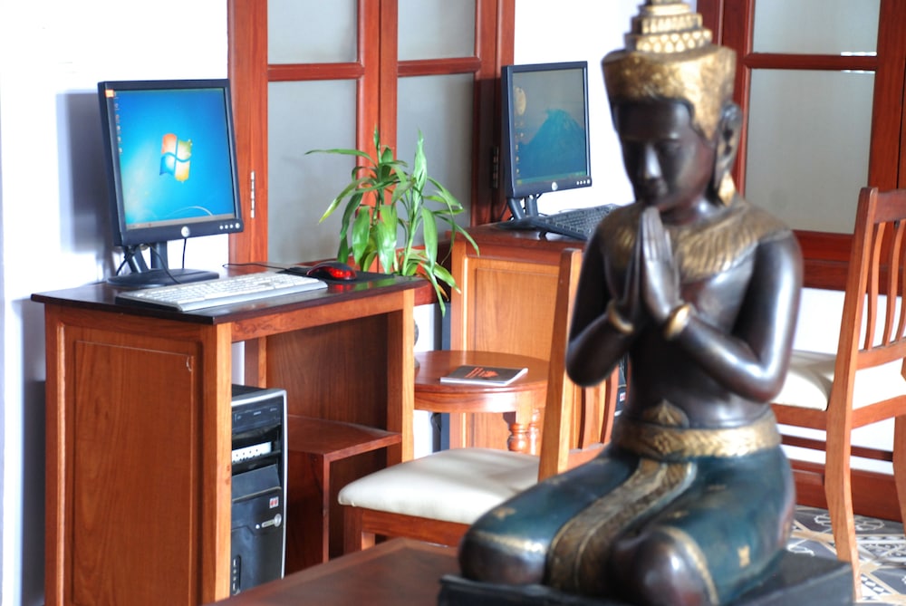 royal crown hotel and spa