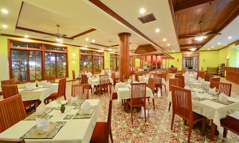 royal crown hotel and spa