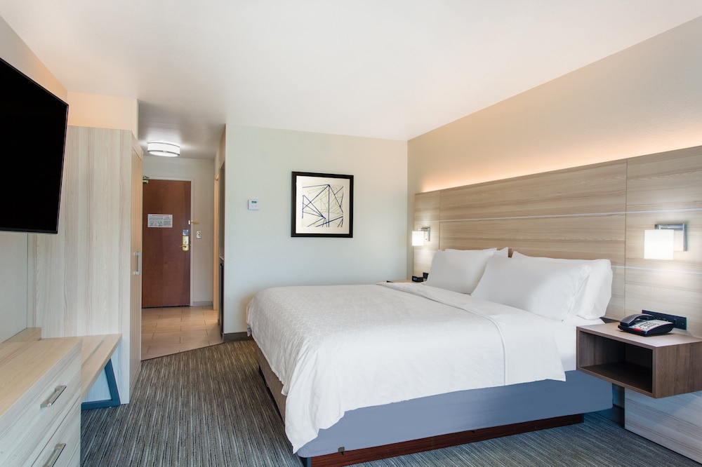 holiday inn express hotel and suites lewisburg by ihg