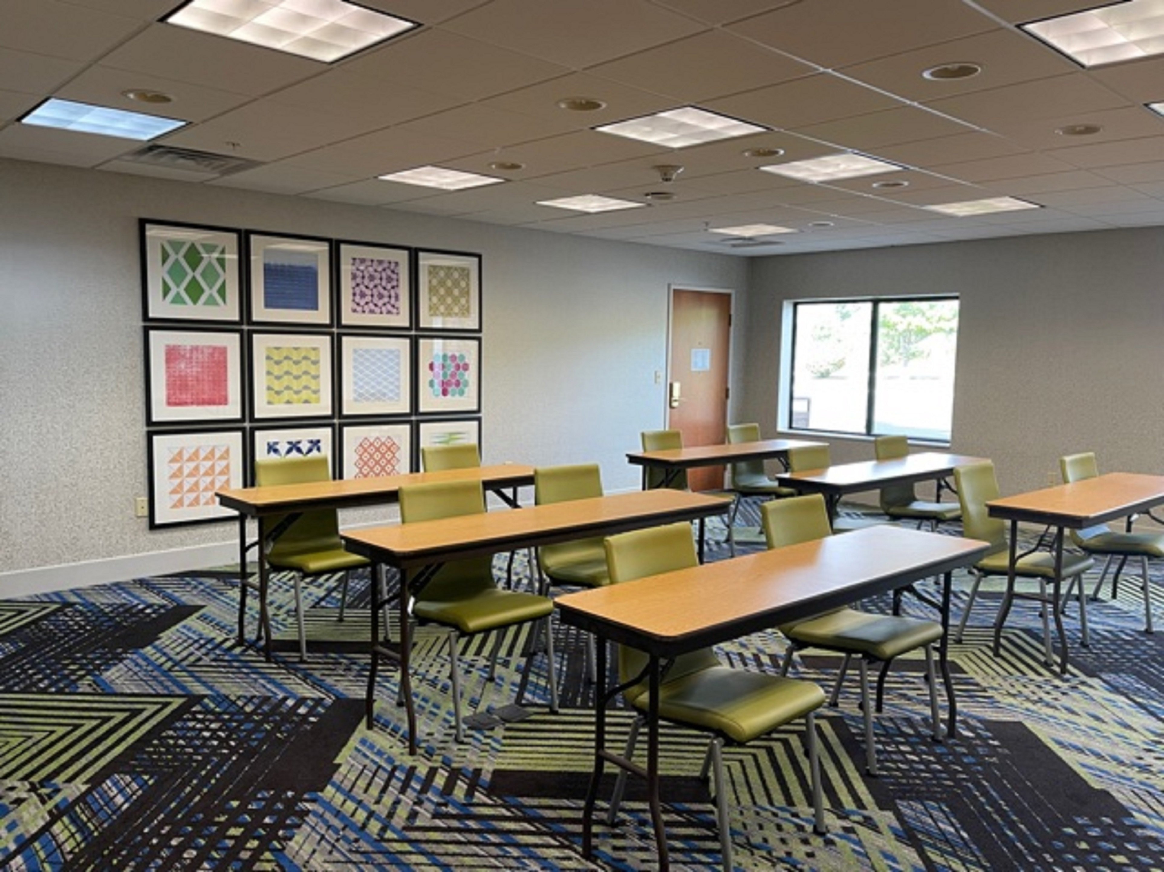 holiday inn express hotel and suites lewisburg by ihg