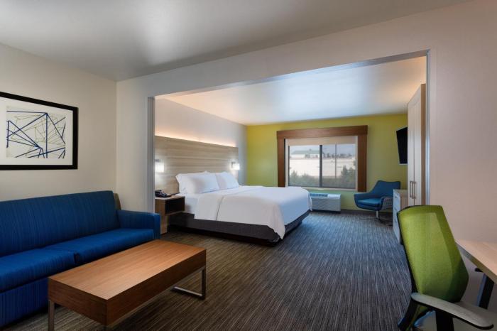 holiday inn express hotel and suites lewisburg by ihg