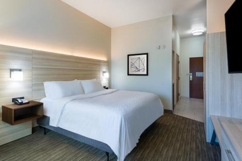 holiday inn express hotel and suites lewisburg by ihg