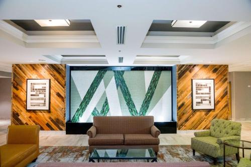 embassy suites by hilton lexington green