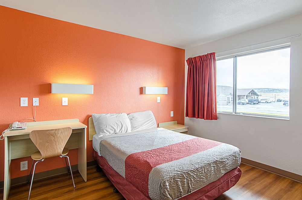 motel 6 rock springs wy