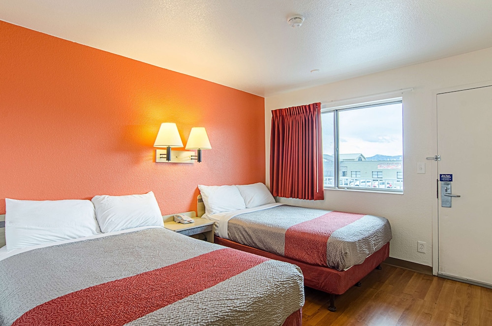 motel 6 rock springs wy