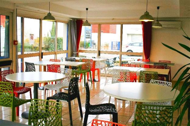 kyriad direct arles