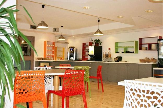kyriad direct arles
