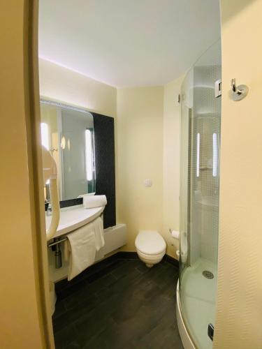 ibis martigues