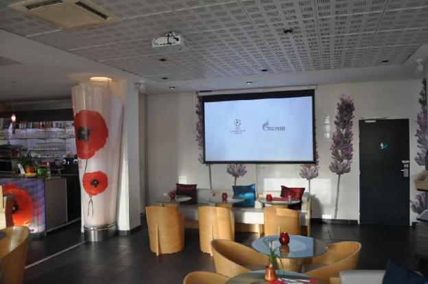 ibis martigues