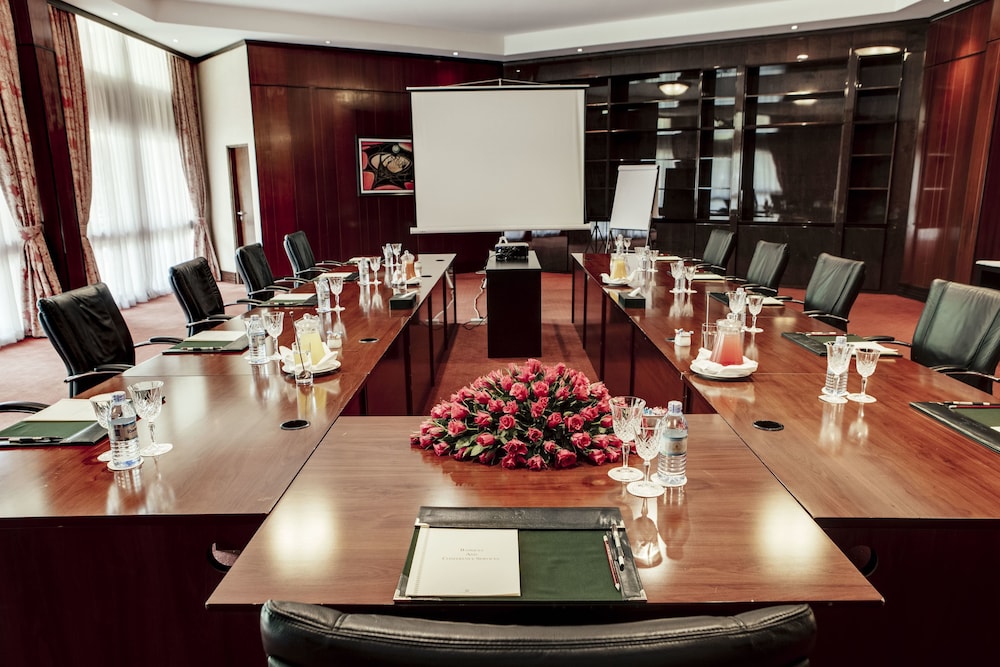 kampala serena hotel