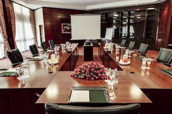 kampala serena hotel