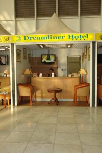 dreamliner hotel