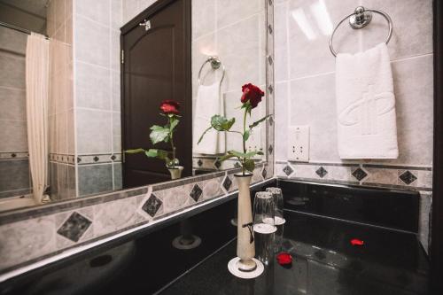 the panari hotel near jomo kenyatta international airport