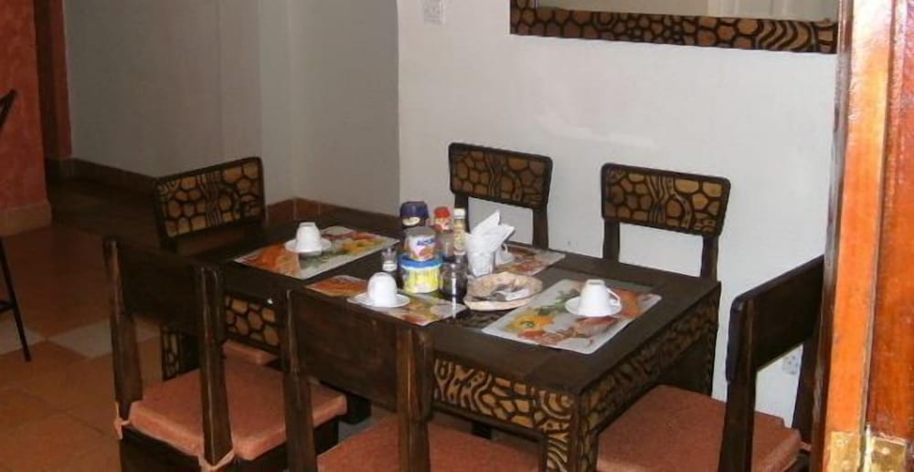 fahari guest house
