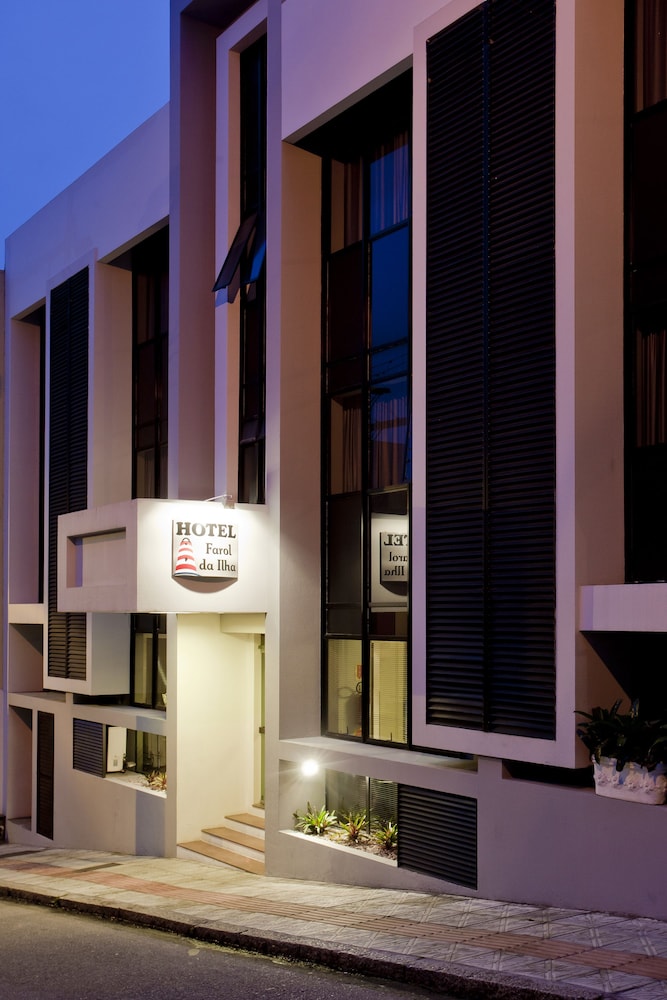 farol da ilha hotel