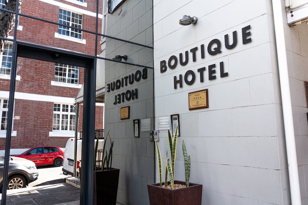 hippo boutique hotel