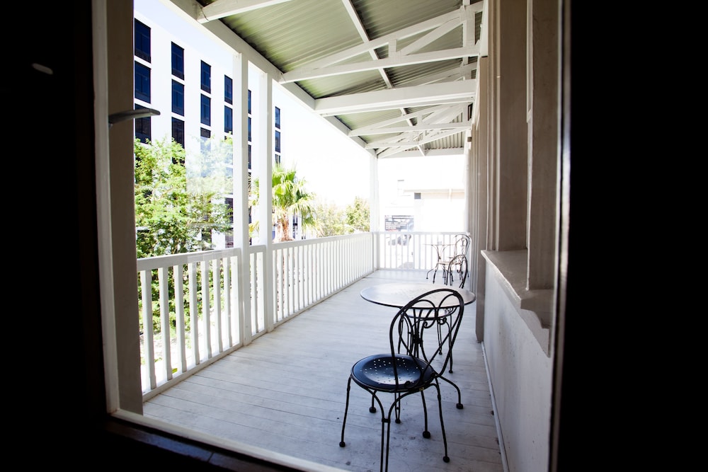 hippo boutique hotel