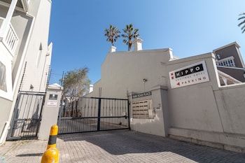 hippo boutique hotel