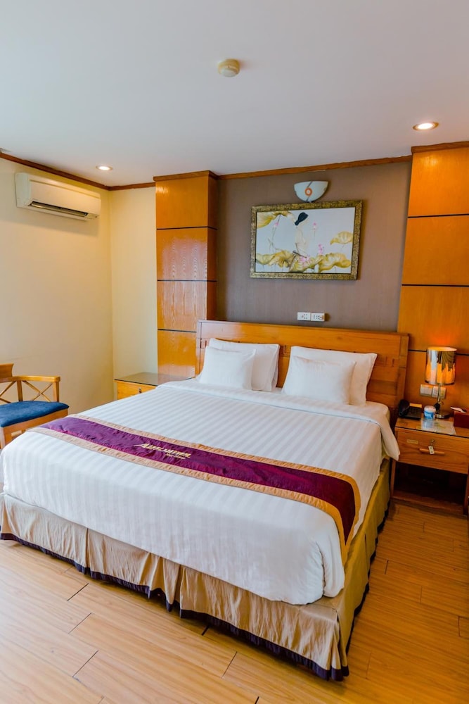 a25 hotel 45 phan chu trinh