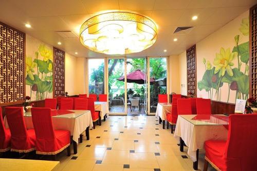 wild lotus apartment 2