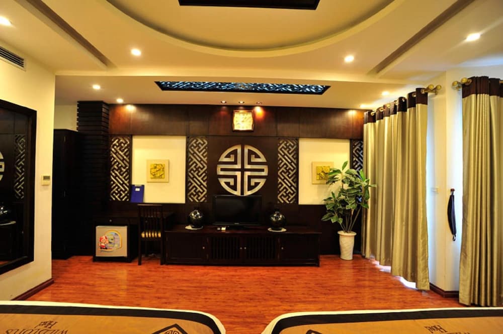 wild lotus apartment 2