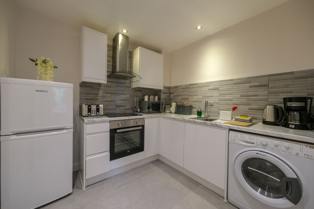 collingham serviced apartments