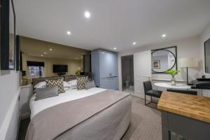 collingham serviced apartments