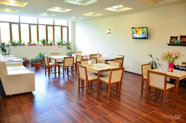 yeghevnut hotel