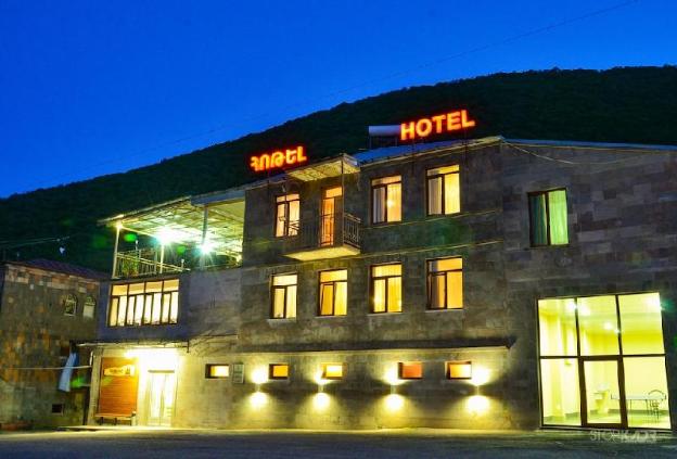 yeghevnut hotel