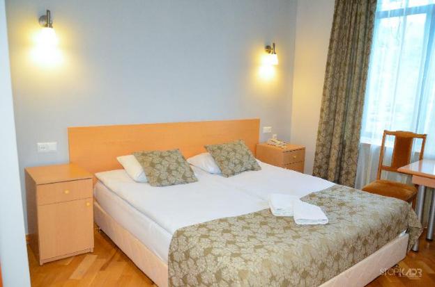 yeghevnut hotel