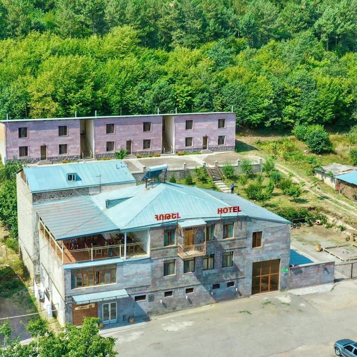 yeghevnut hotel