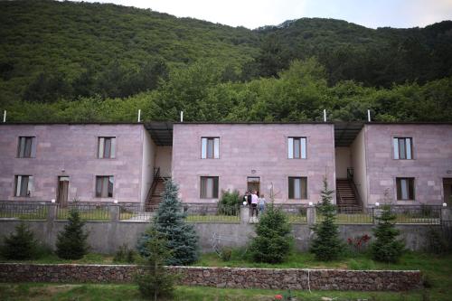 yeghevnut hotel