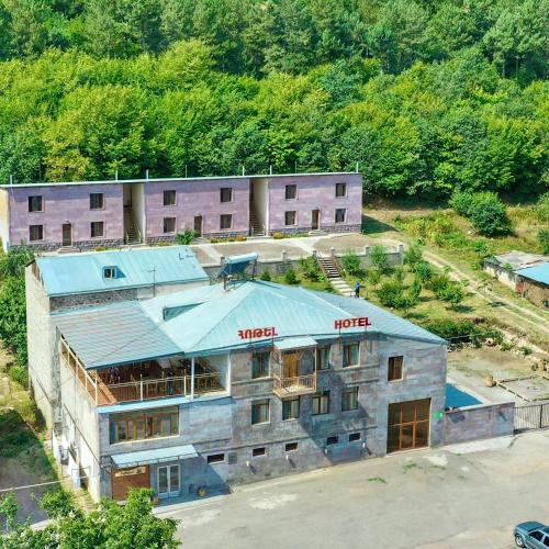yeghevnut hotel