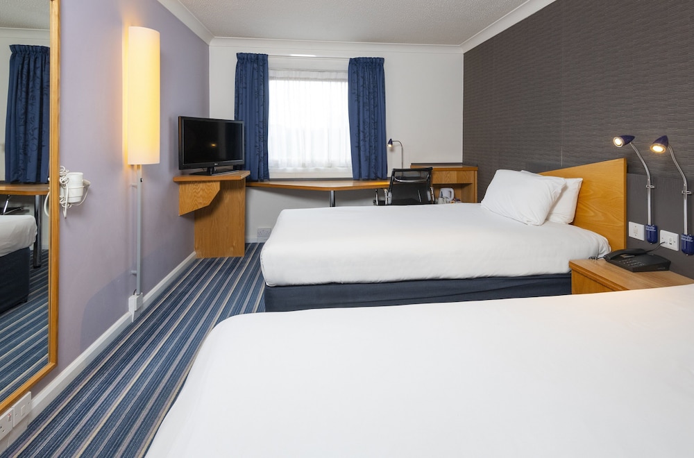 holiday inn express london wandsworth by ihg