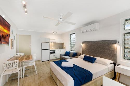 beach house motel