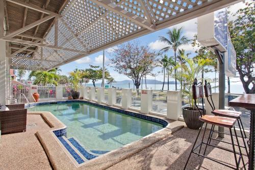 beach house motel