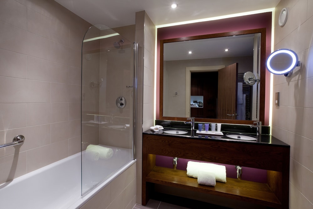 the mere golf resort and spa