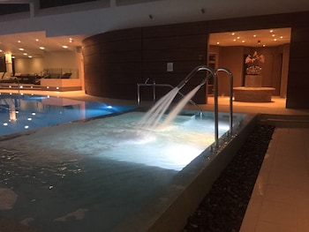the mere golf resort and spa