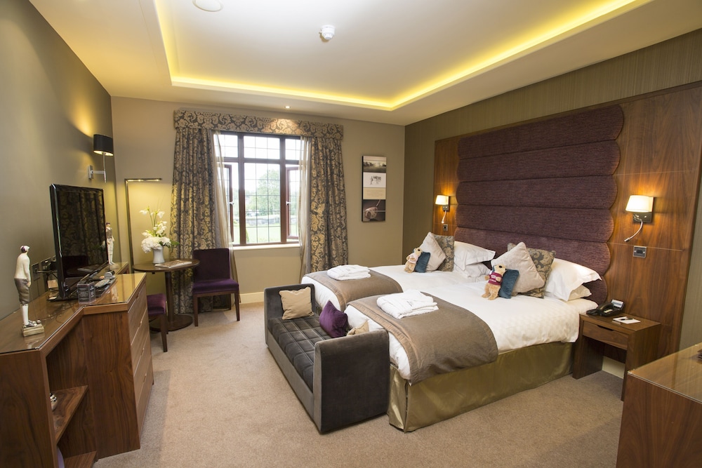 the mere golf resort and spa