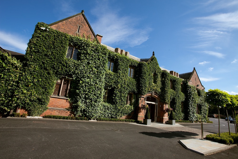 the mere golf resort and spa
