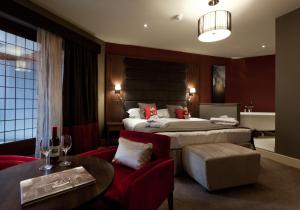 the mere golf resort and spa