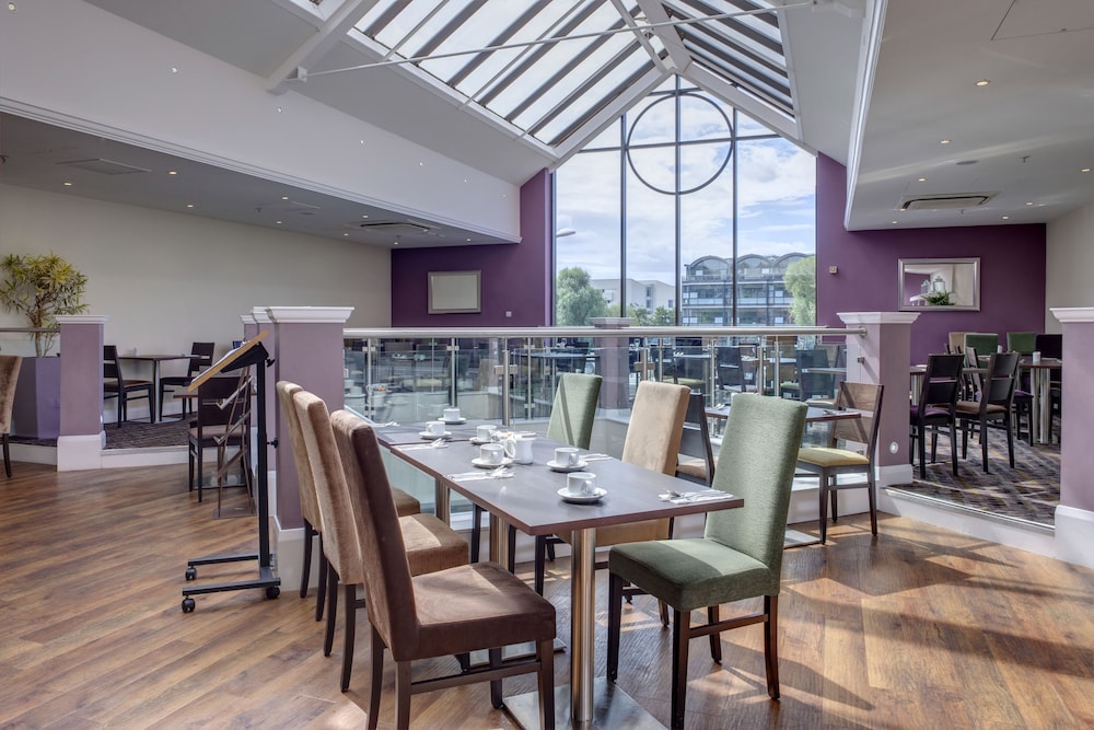 holiday inn lincoln by ihg