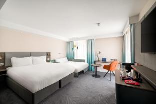 holiday inn lincoln by ihg