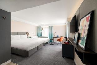 holiday inn lincoln by ihg