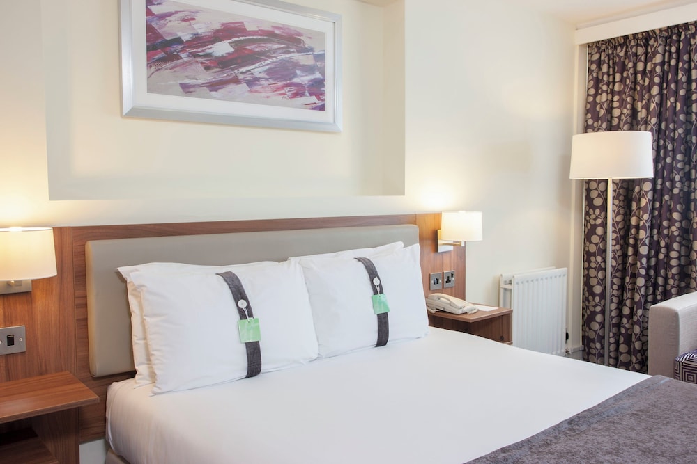 holiday inn stoke on trent m6 jct 15 by ihg