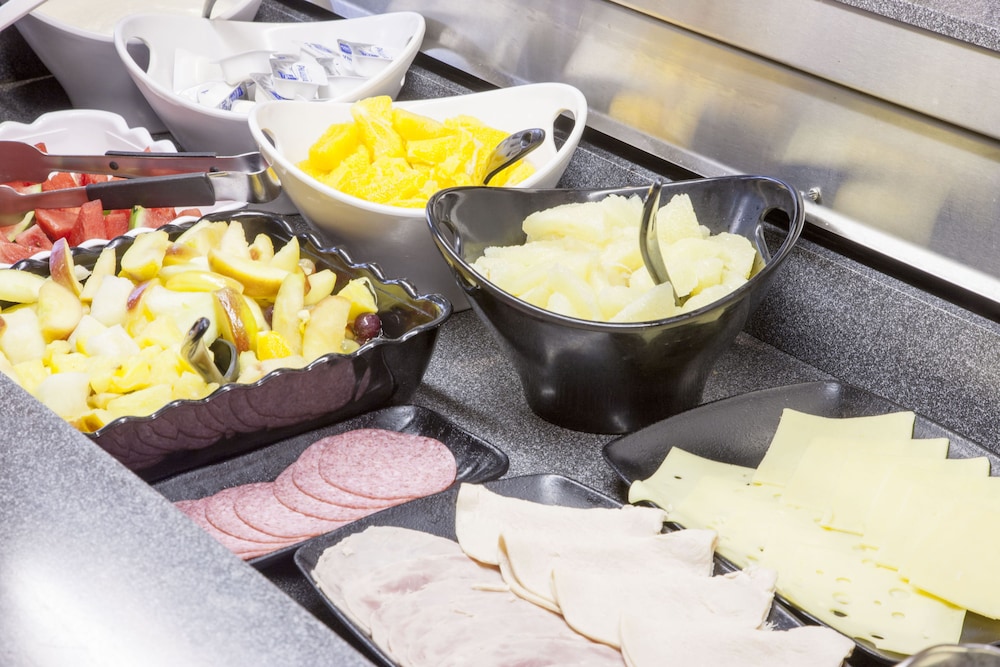 holiday inn stoke on trent m6 jct 15 by ihg