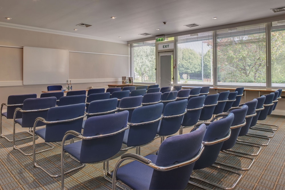 holiday inn stoke on trent m6 jct 15 by ihg