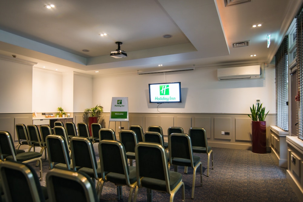 holiday inn stoke on trent m6 jct 15 by ihg